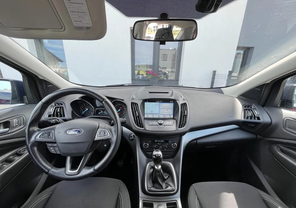 Ford Kuga cena 65900 przebieg: 152000, rok produkcji 2018 z Koszalin małe 56